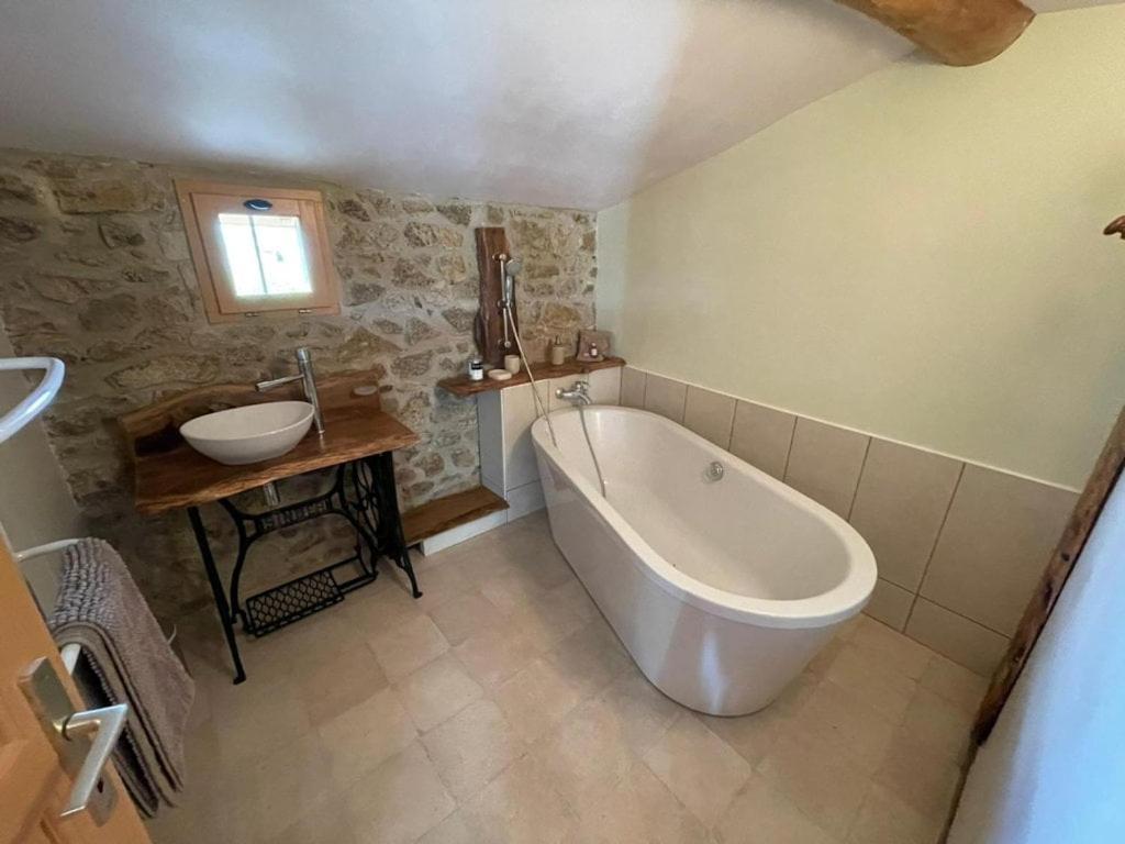 Domaine Saint Claude - Gite , Chambres D'Hotes & Hebergement Insolite Malleval Екстериор снимка